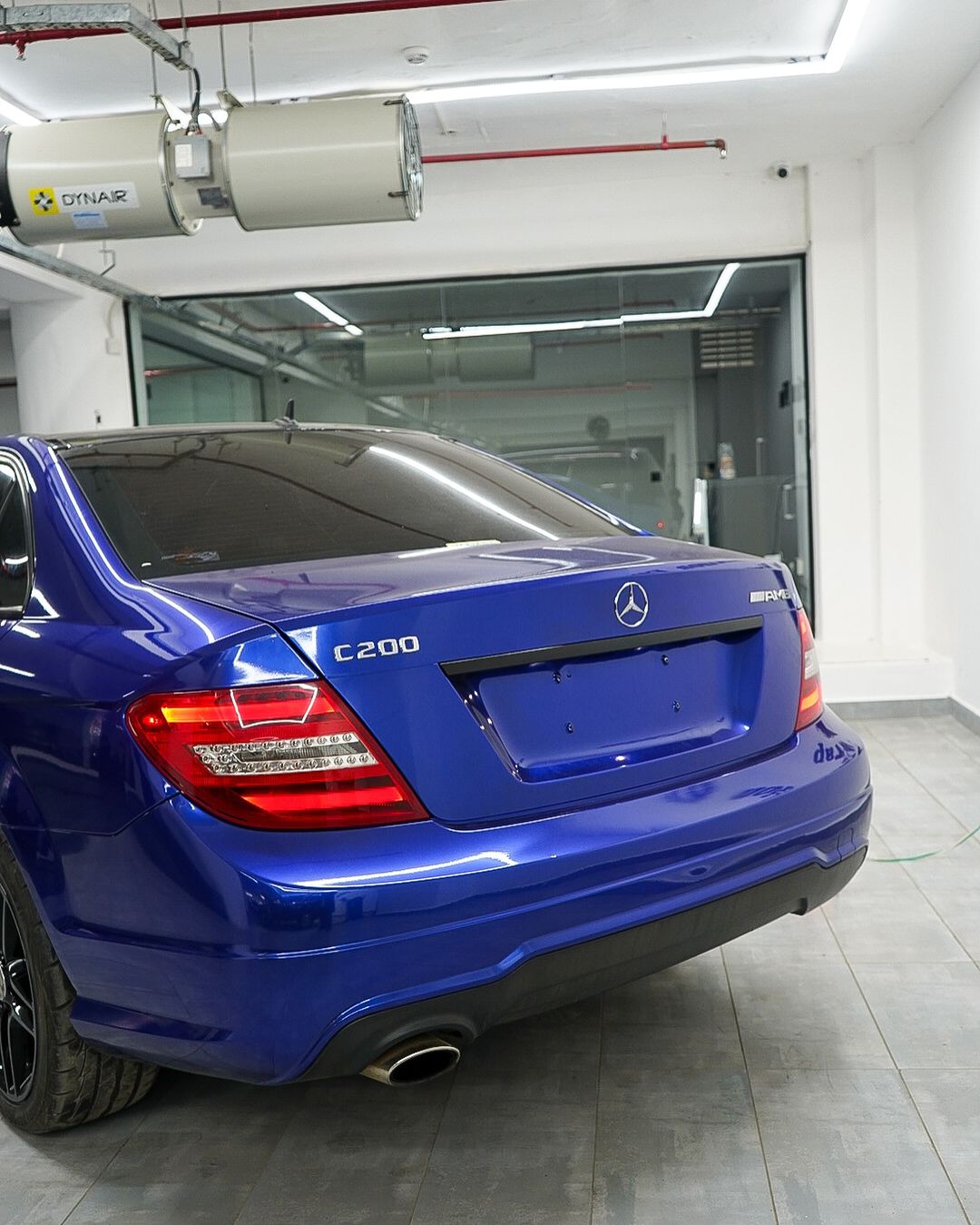 What Are Mercedes-Benz Car Wraps?